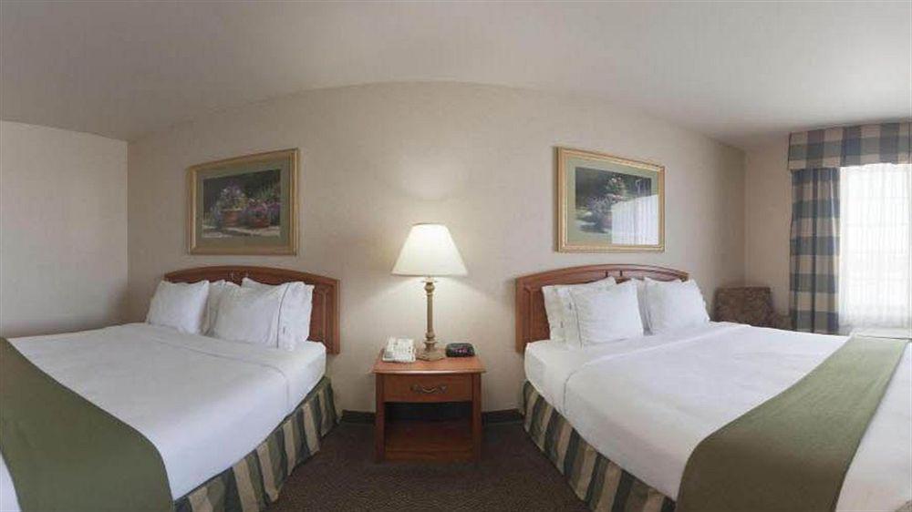 Holiday Inn Express Greensburg By Ihg Extérieur photo