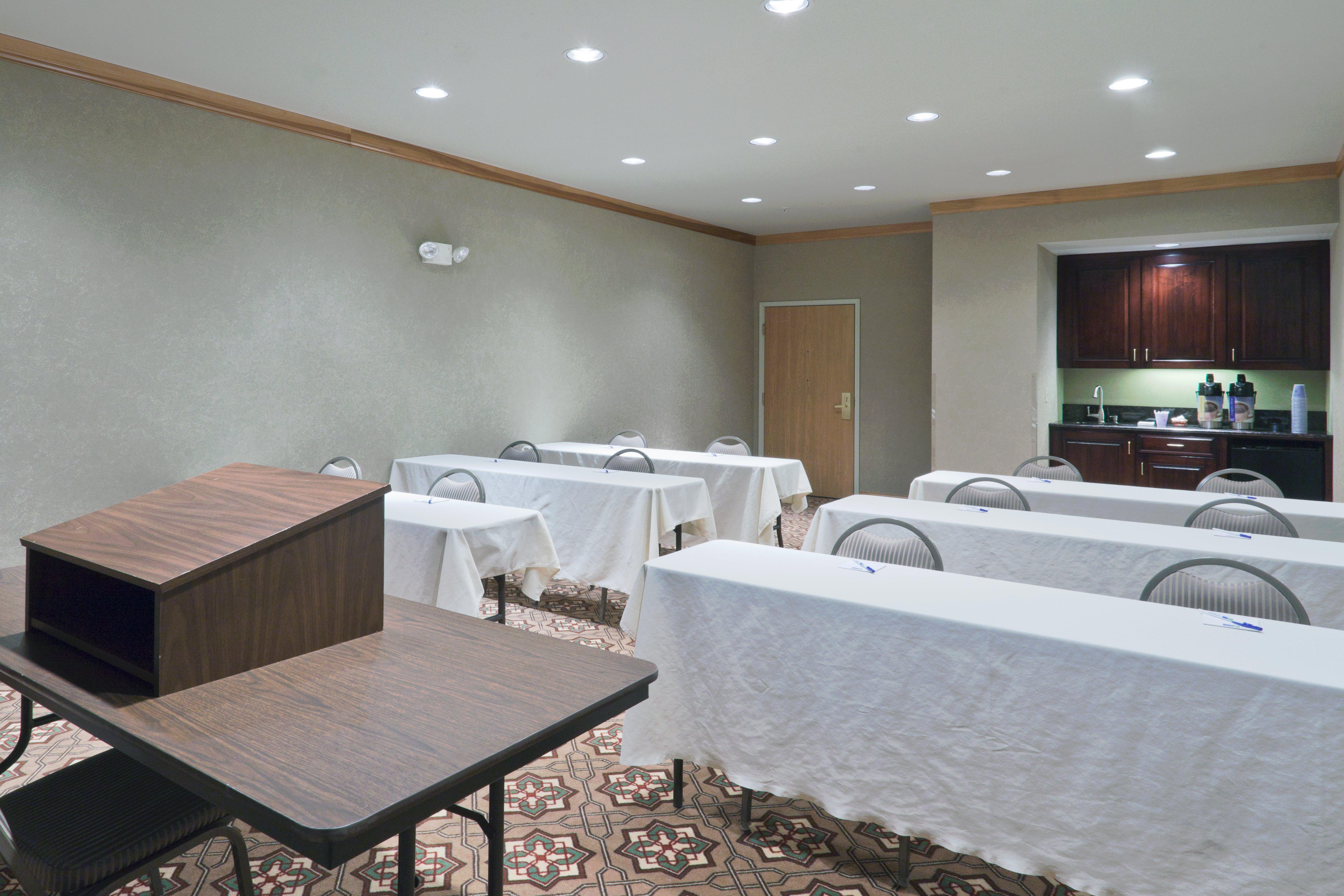 Holiday Inn Express Greensburg By Ihg Extérieur photo